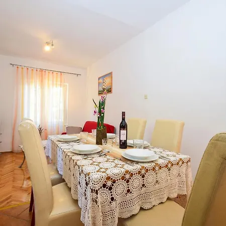 Radojka 1203 3*
