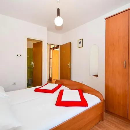 Radojka 1203 Vendégház 3*